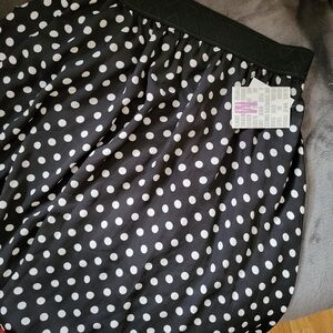 LuLaRoe Lucy Skirt